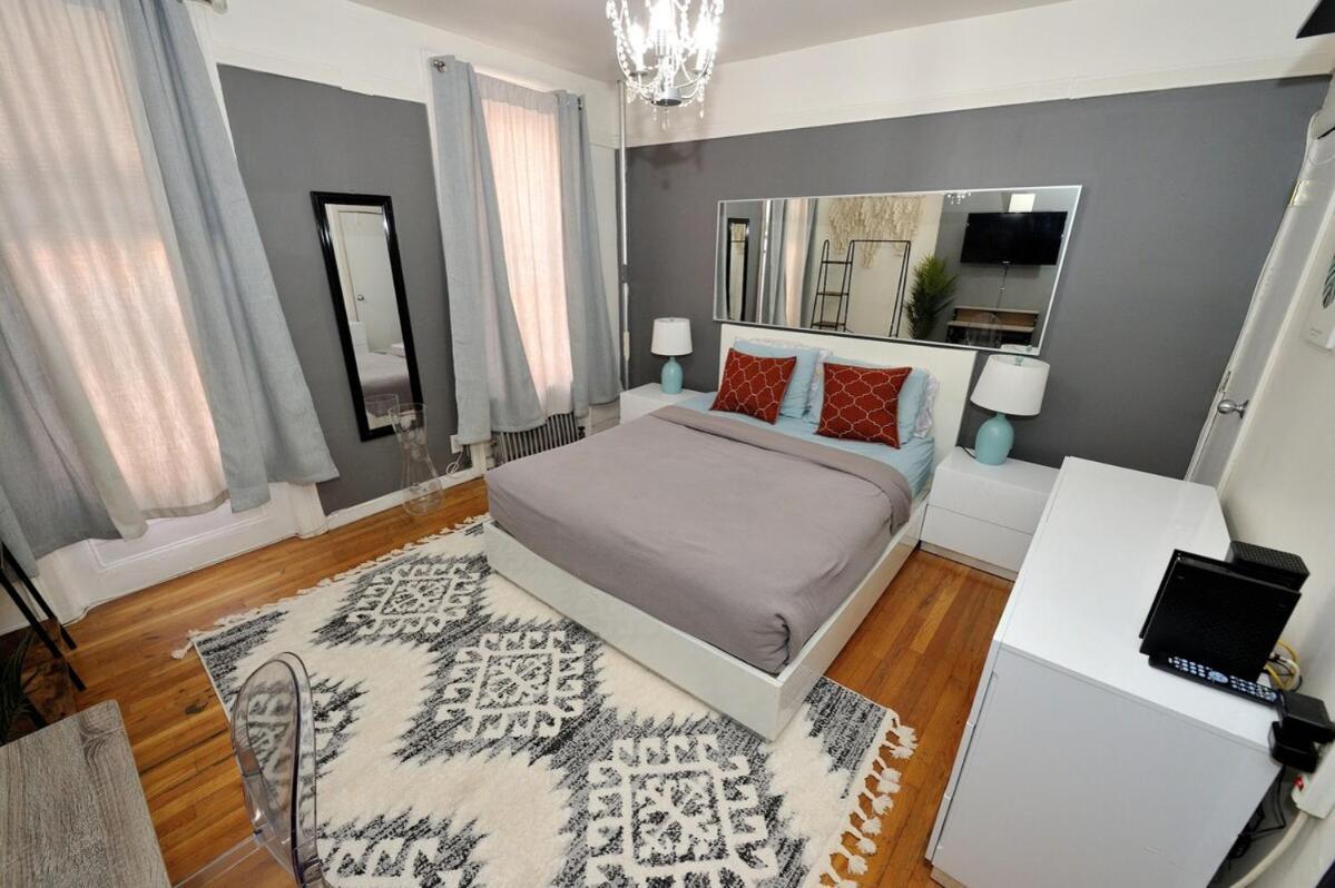 Furnished 2 Bedroom In Lennox Hill, June To Aug 90 Days Required New York