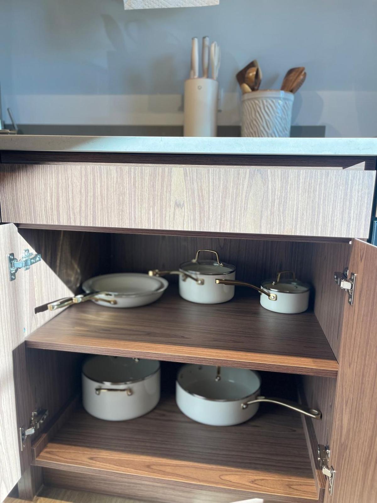 Apartment Lux Bronx Rooftop, Pool, Gym, Cinema New York