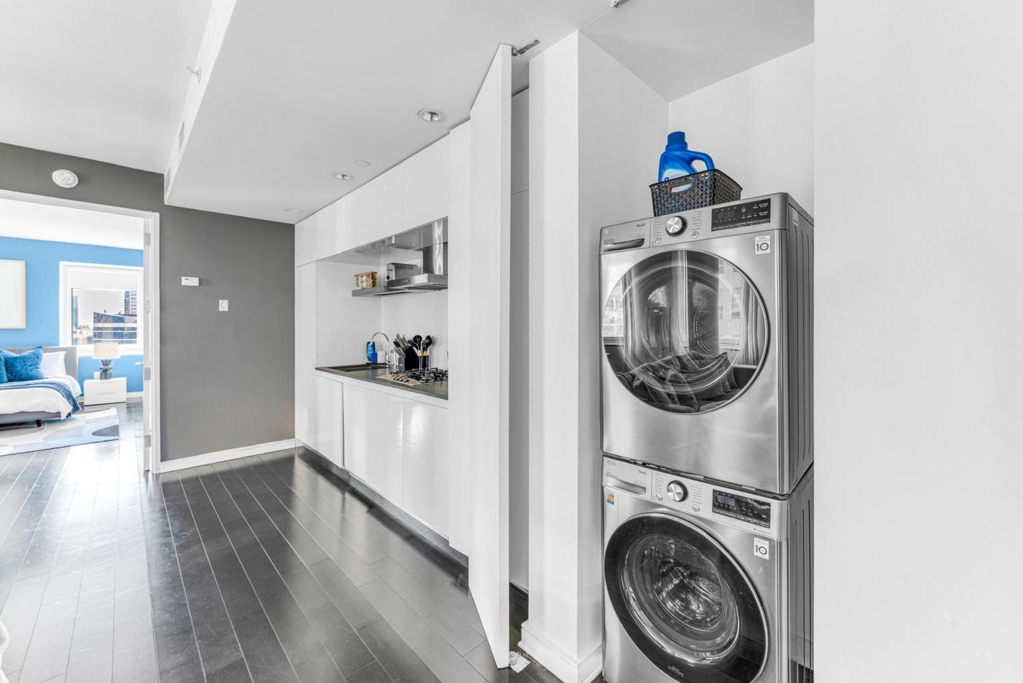 Elegant Midtown Retreat, Views, Steps To Times Square