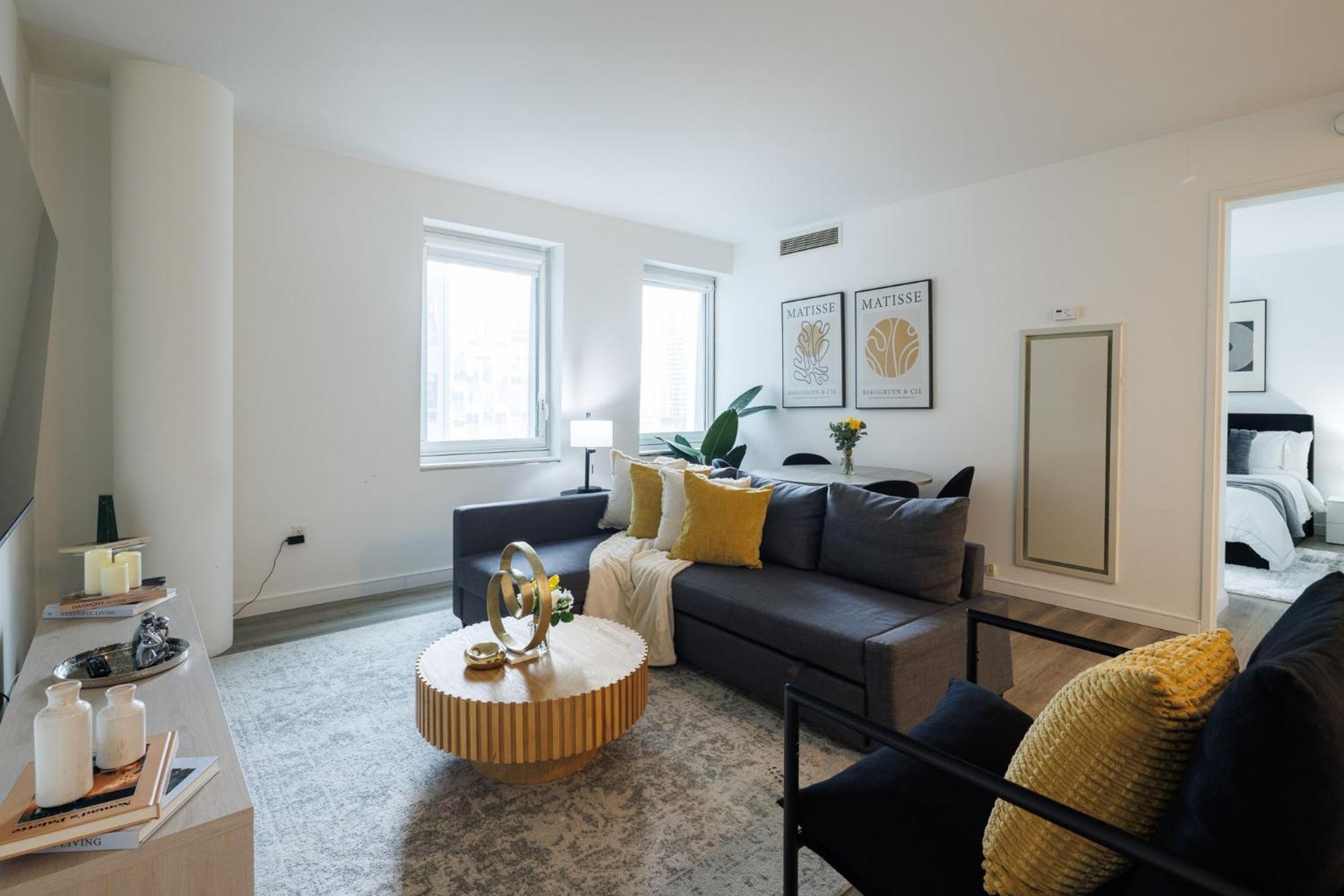 Stylish Nyc Haven Steps To Broadway & Dining