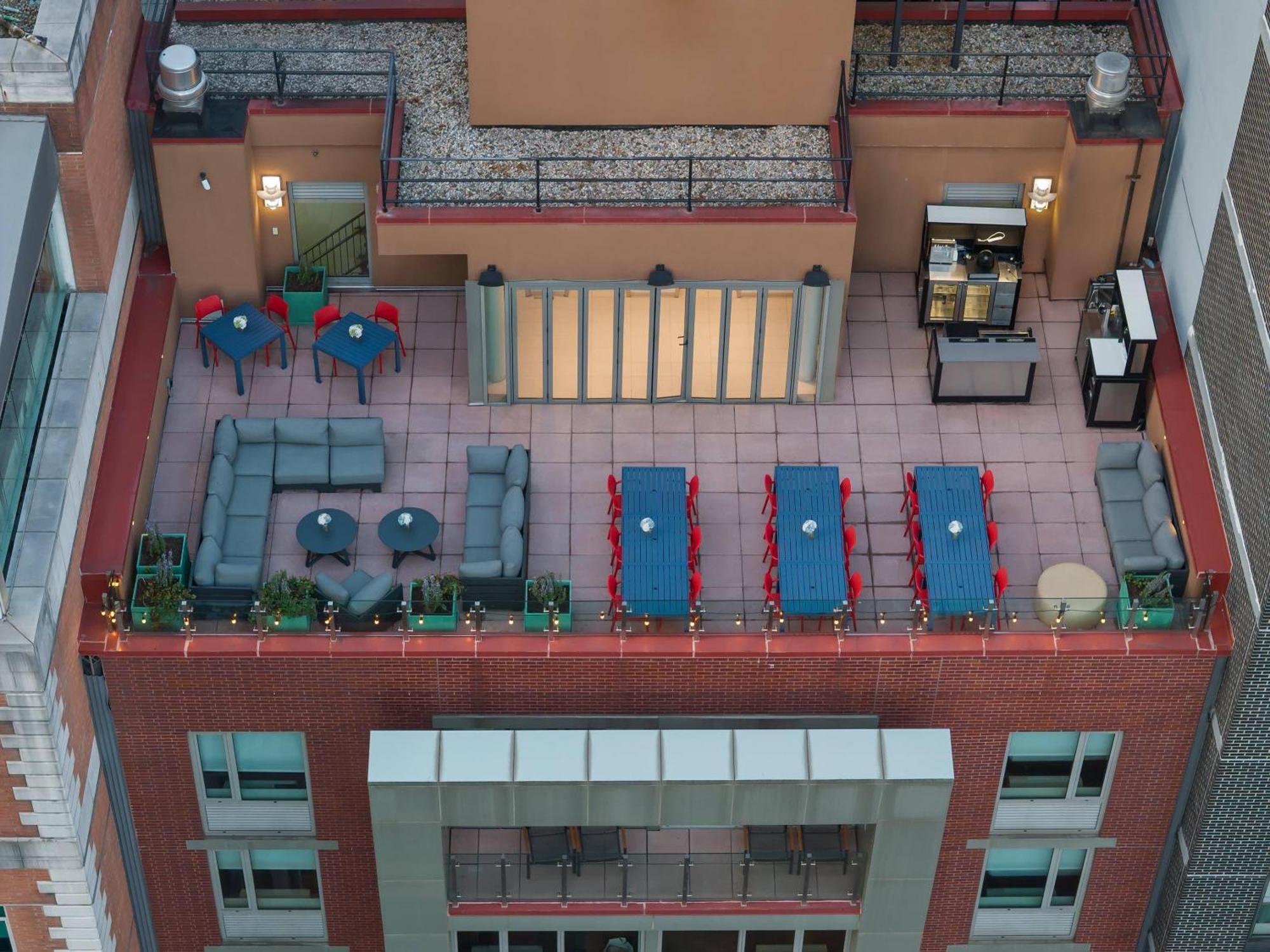 Cambria - Chelsea Hotel