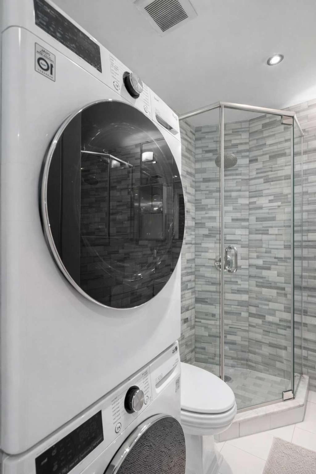 Apartment Stylish East Side Escape Steps From Fun New York