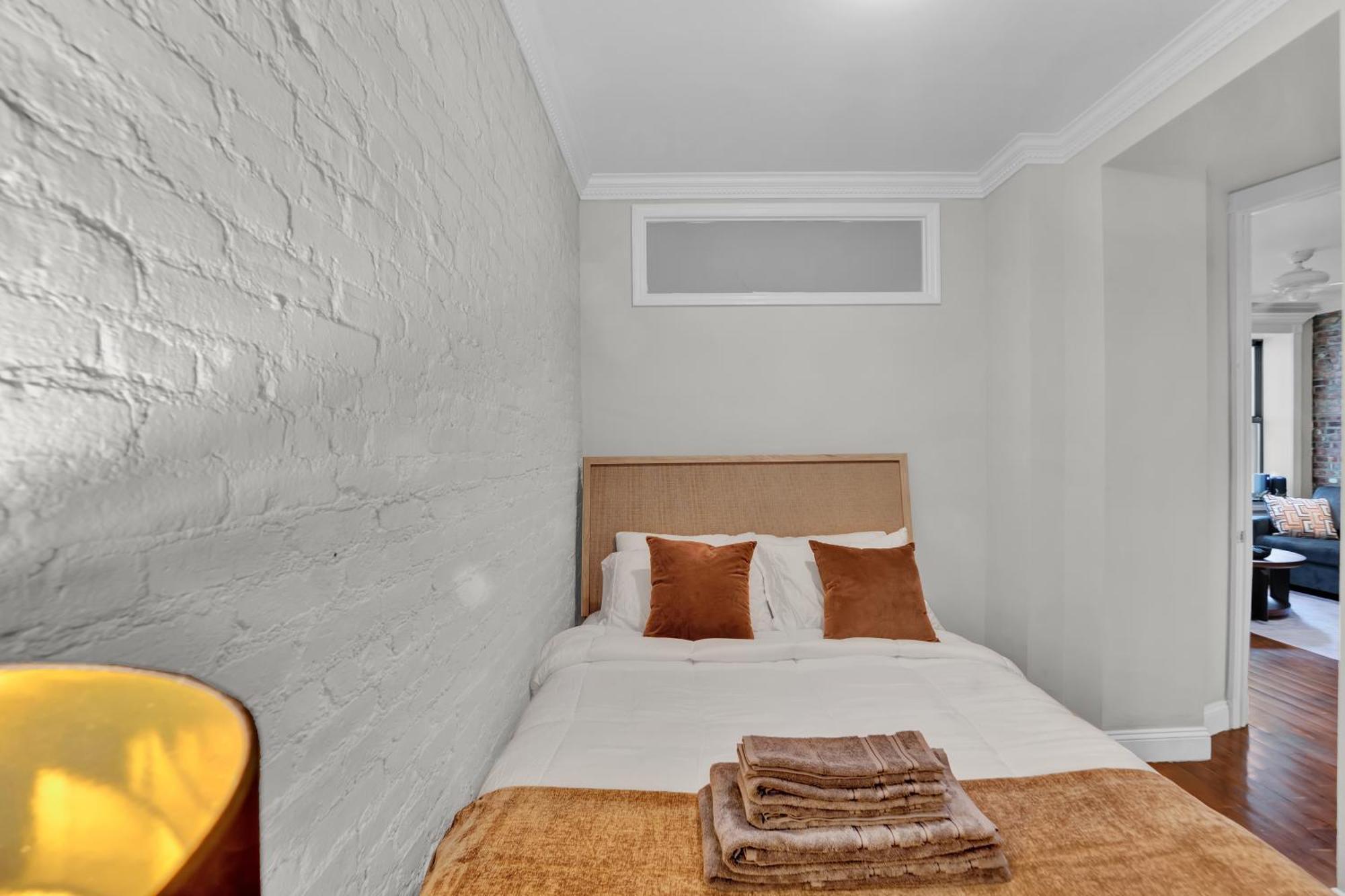 Gramercy - 3br 2ba Modern Apartment *
