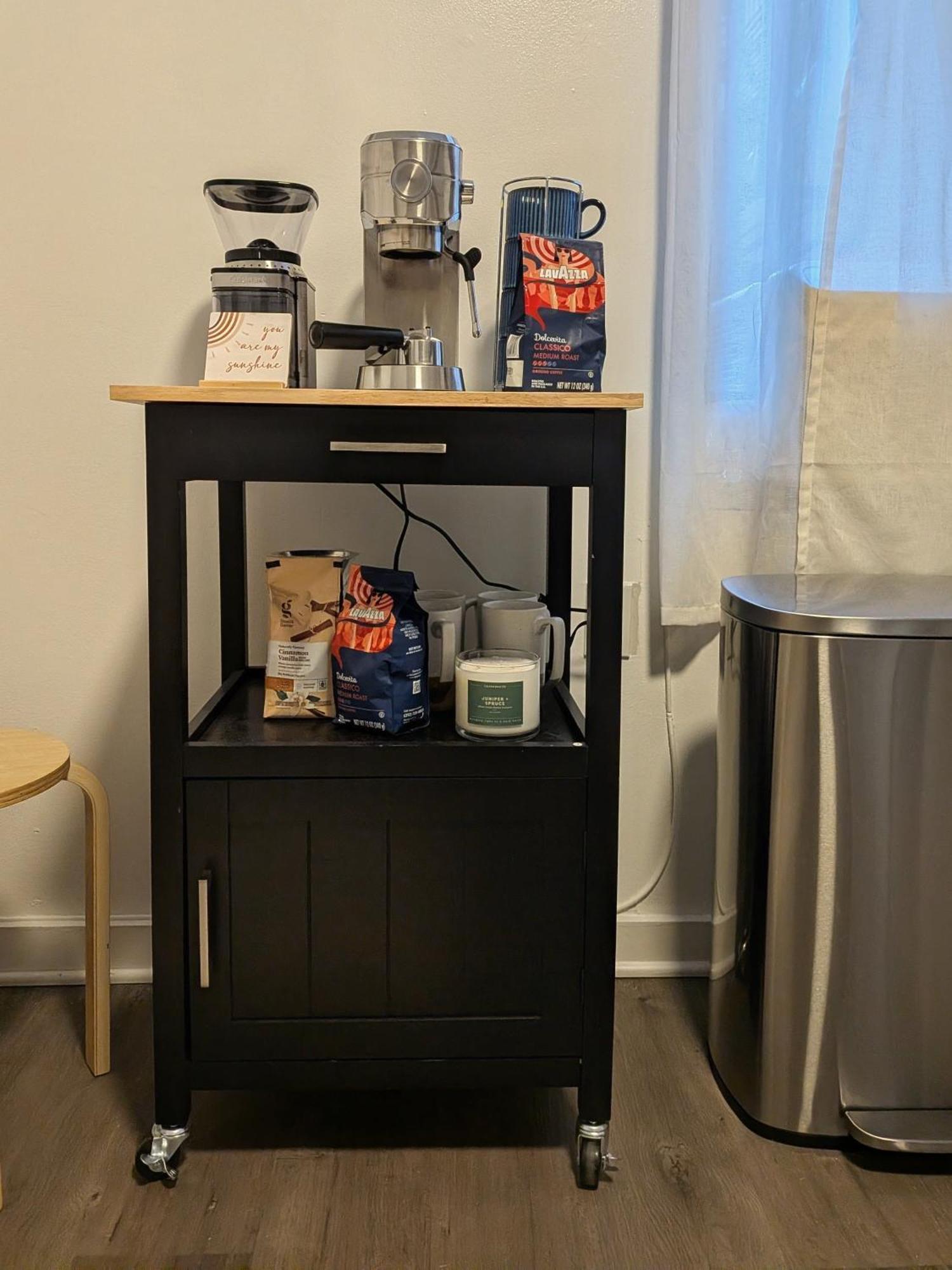 The Black Bellvue Nyc Guest house