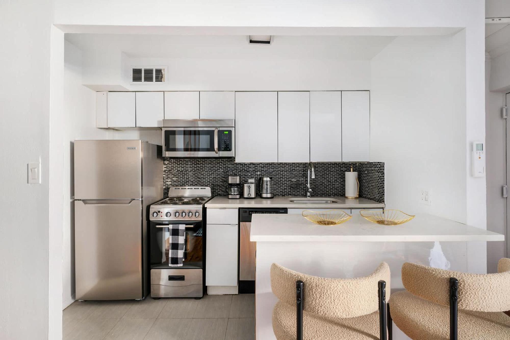26-1c Gramercy Large 1br Wd * New York