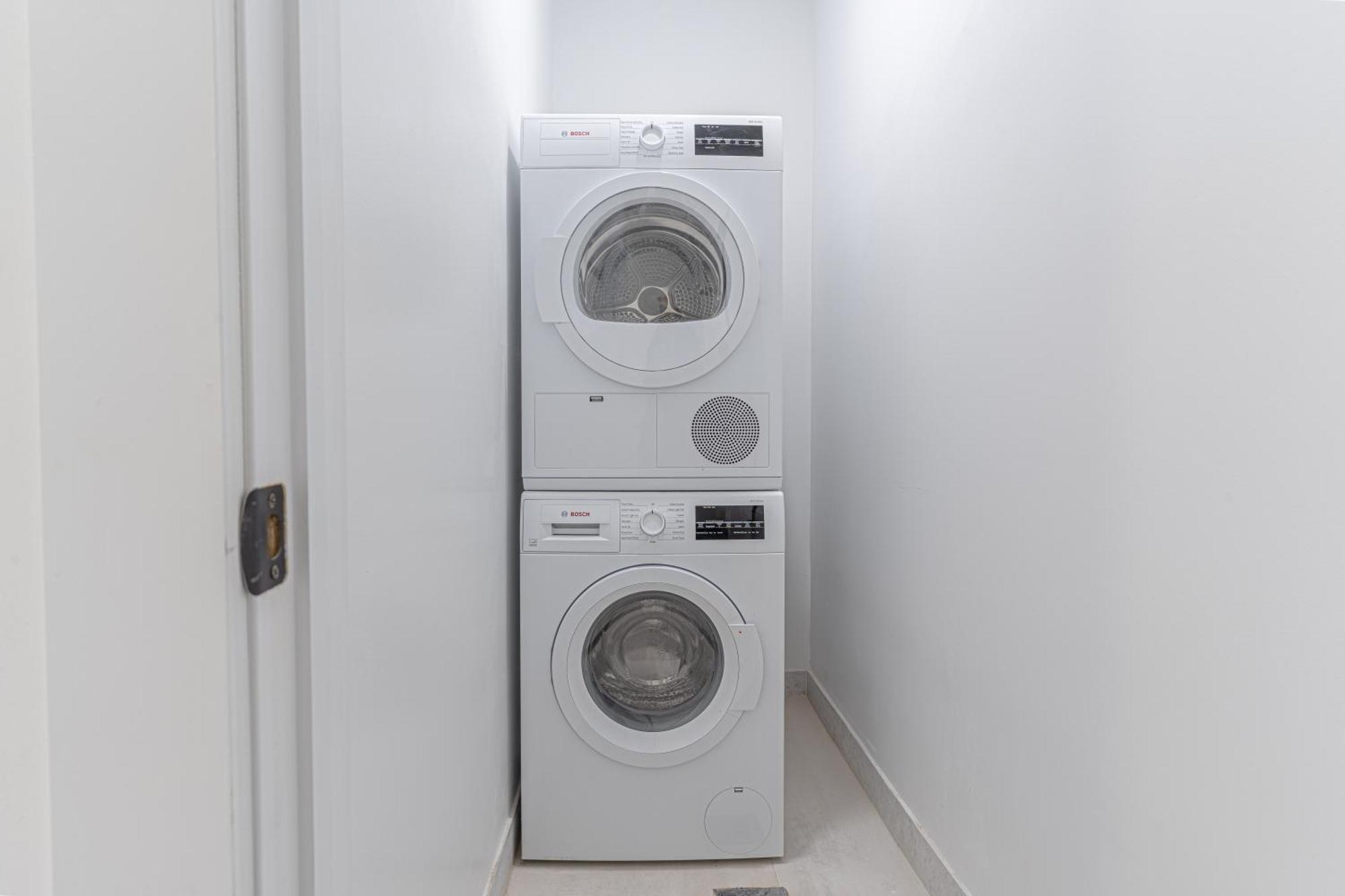 Apartment Modern Duplex Escape W Backyard New York