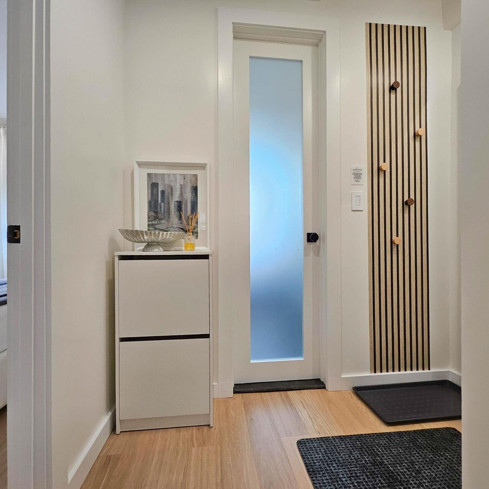 Bright Modern 2-bedroom - Prime Astorioa - Near Subway Apartment New York