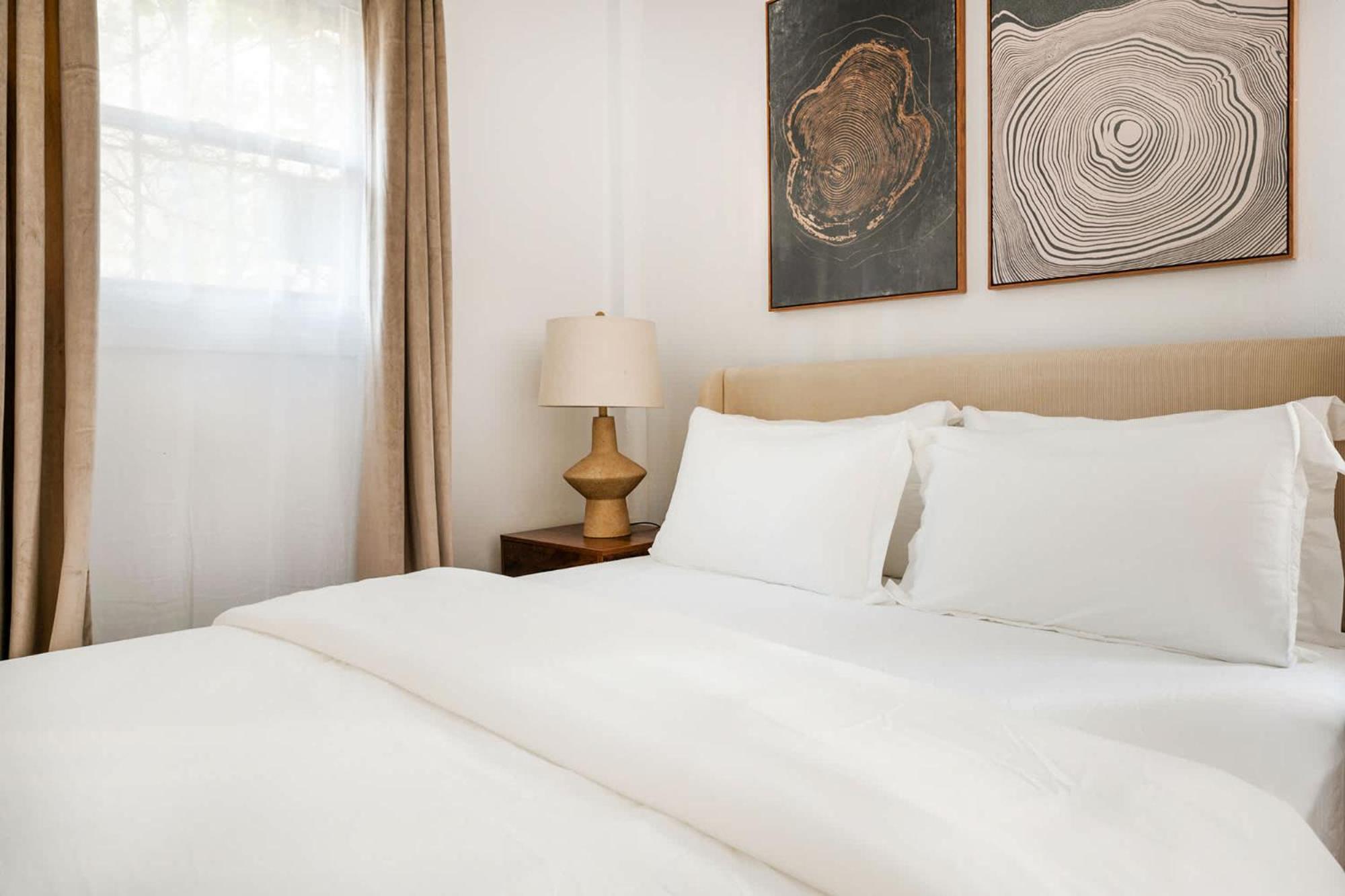 26-1c Gramercy Large 1br Wd *