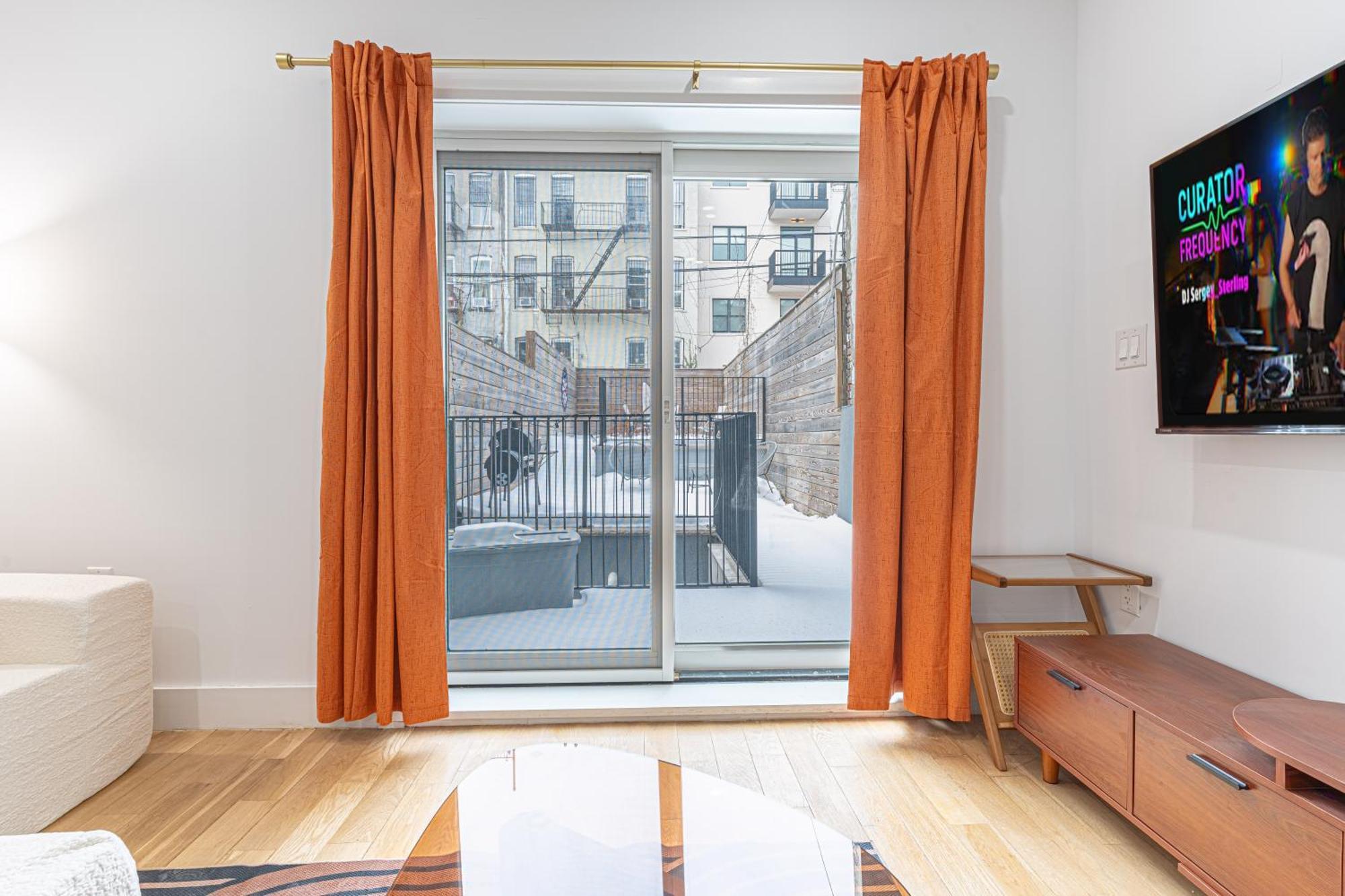 Modern Duplex Escape W Backyard New York