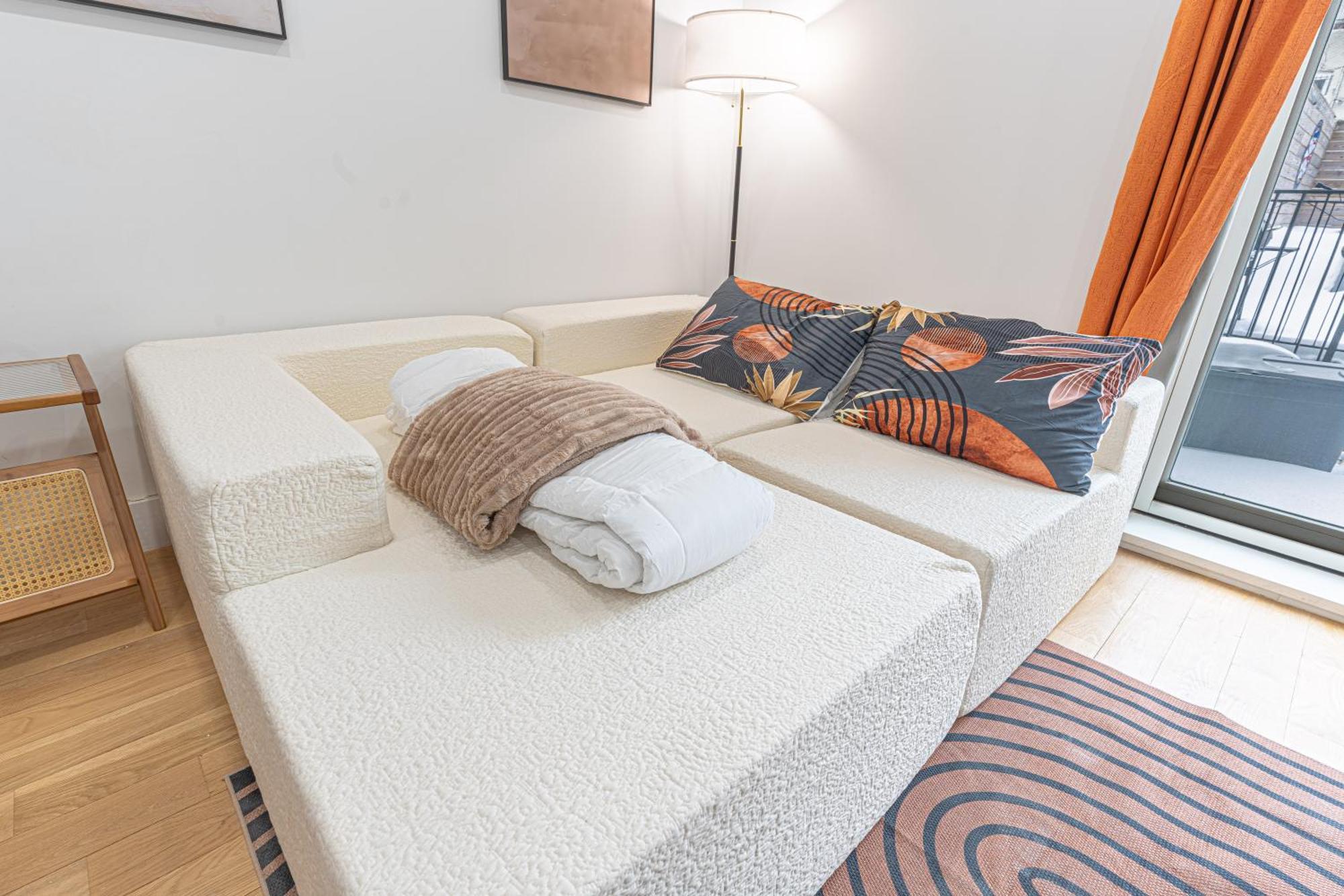 Apartment Modern Duplex Escape W Backyard New York