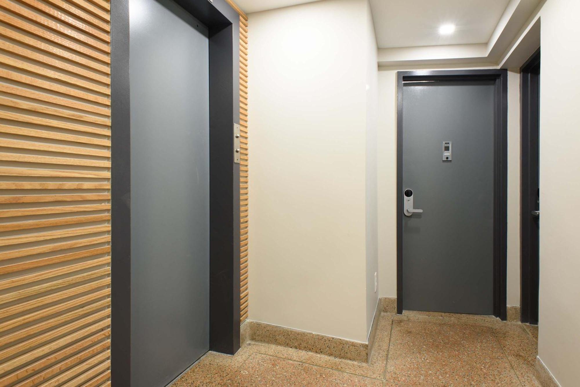 75-2b Prime Upper East Brand New 1br W D Elev New York