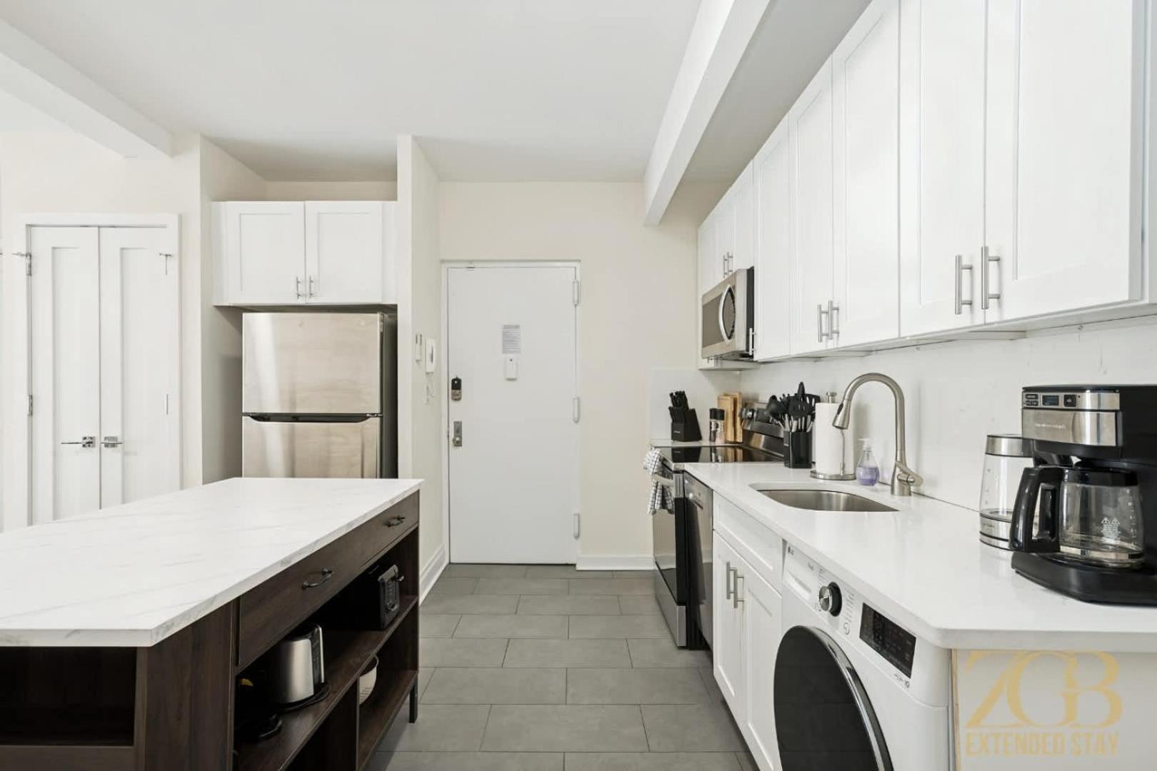 Chic 3br 2ba West Village With Private Oasis Apartment *