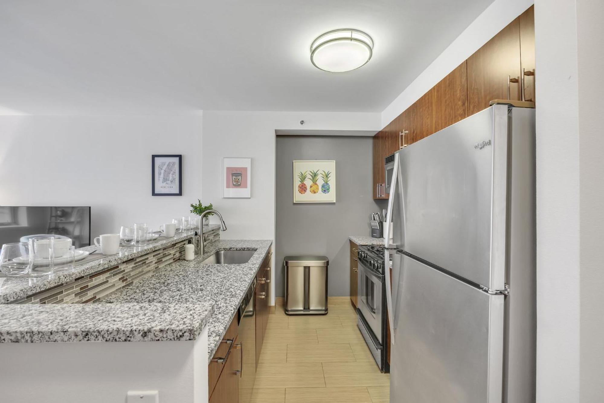 Apartment Chelsea 1 Bedroom W Work Setup By Anyplace - 11652 New York