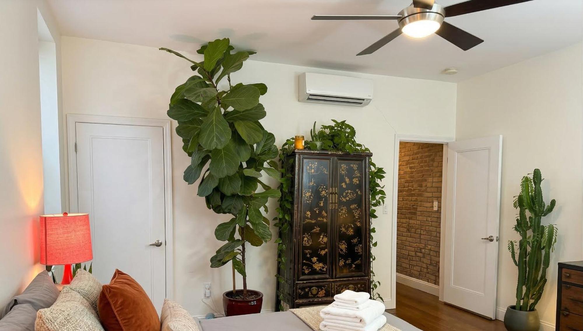 Apartment Sunlit Luxury 2br Harlem Brownstone Retreat With Terrace Near Express Trains New York