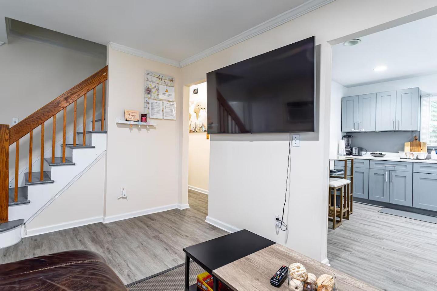 Entire 3bdr W/parking, Backyard, Firepit, Bbq * New York