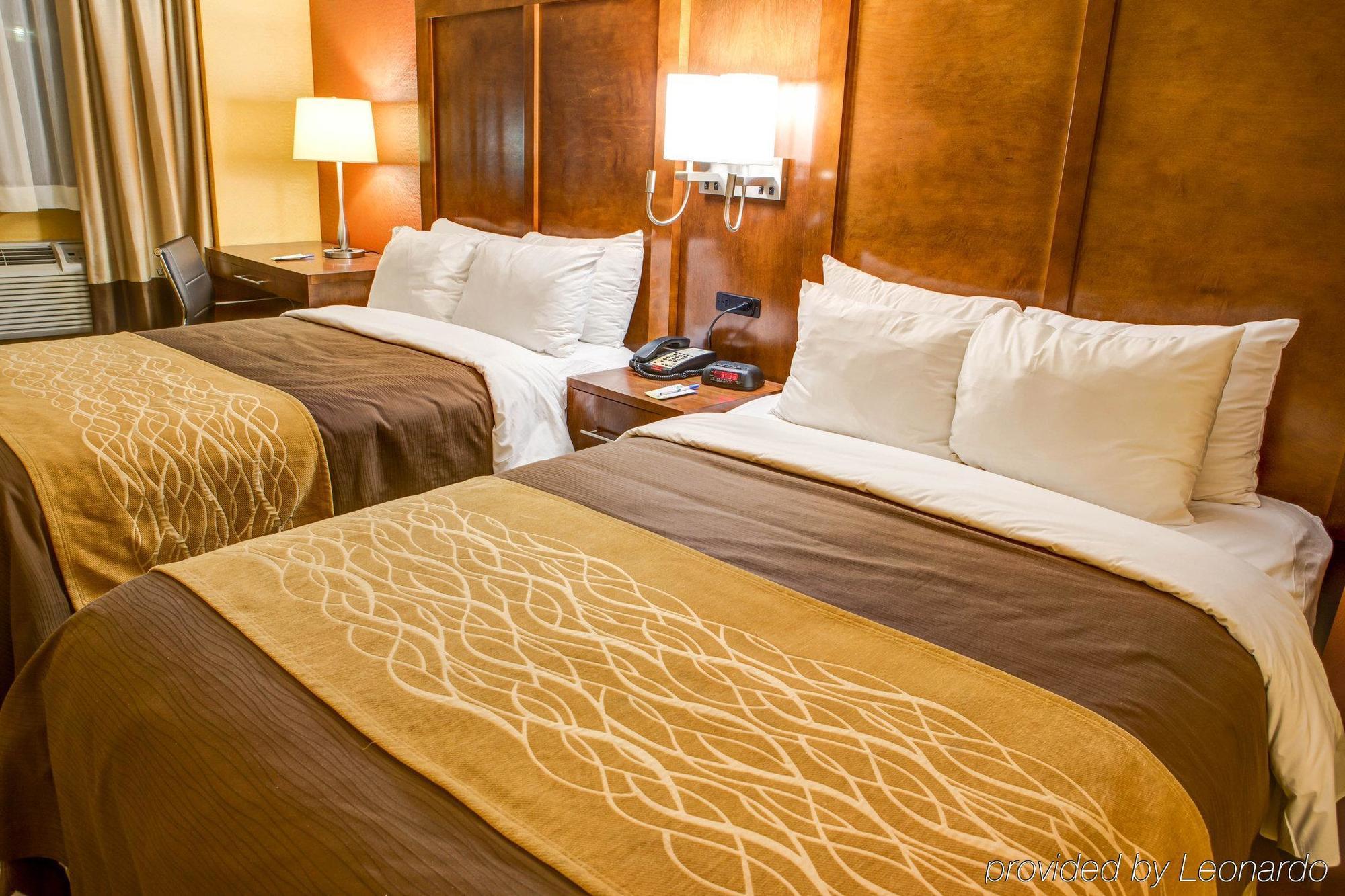 Hotel Ramada By Wyndham Times Square West