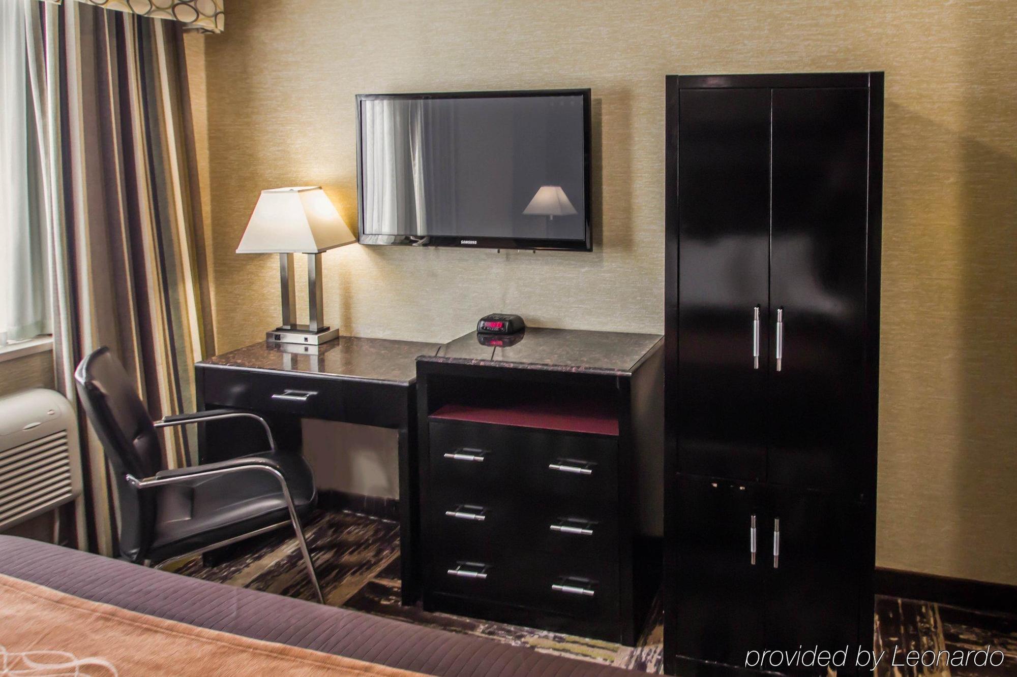 Rodeway Bronx Zoo 2*