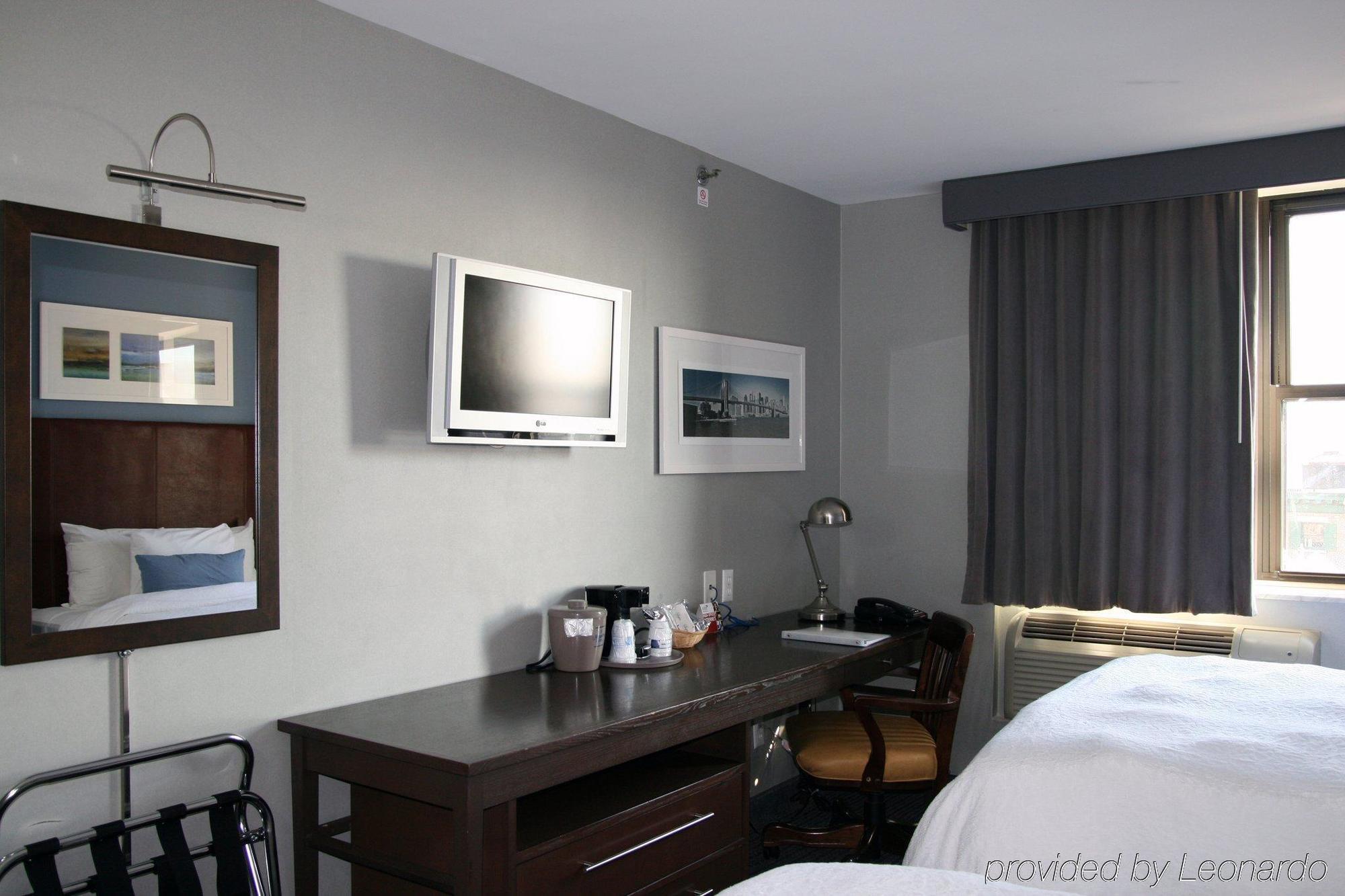 Hampton By Hilton Seaport 2* New York