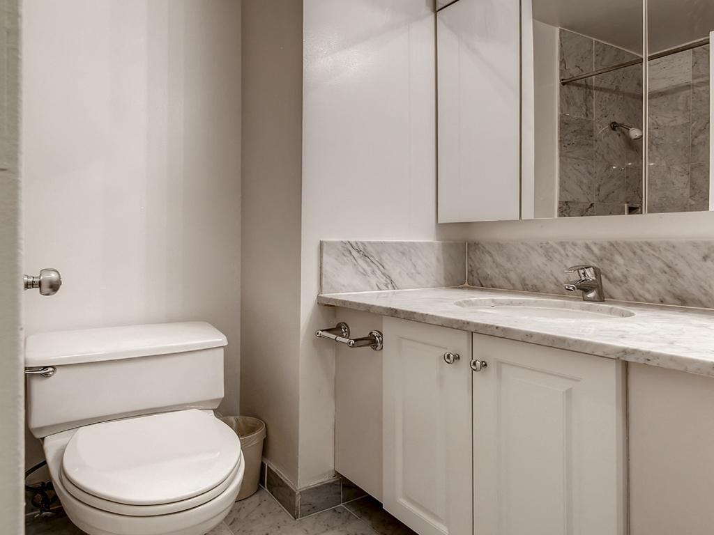 Global Luxury At Symphony House Apartment