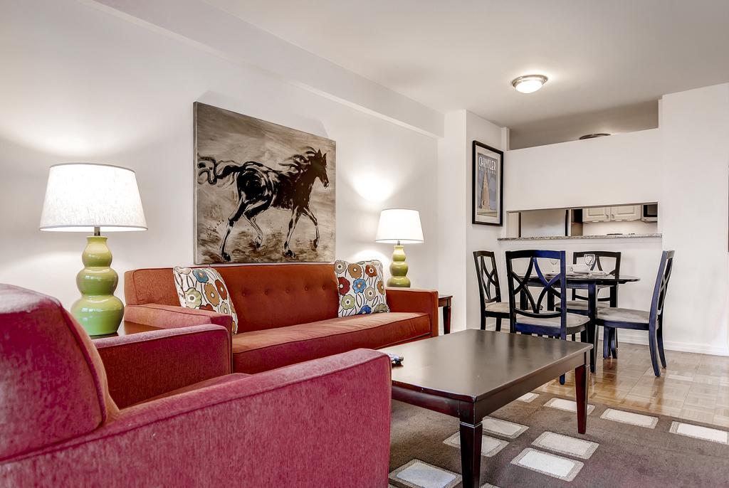 Global Luxury At Symphony House *