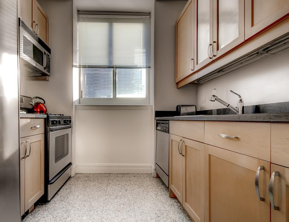 Global Luxury Suites At Bridge Tower Place