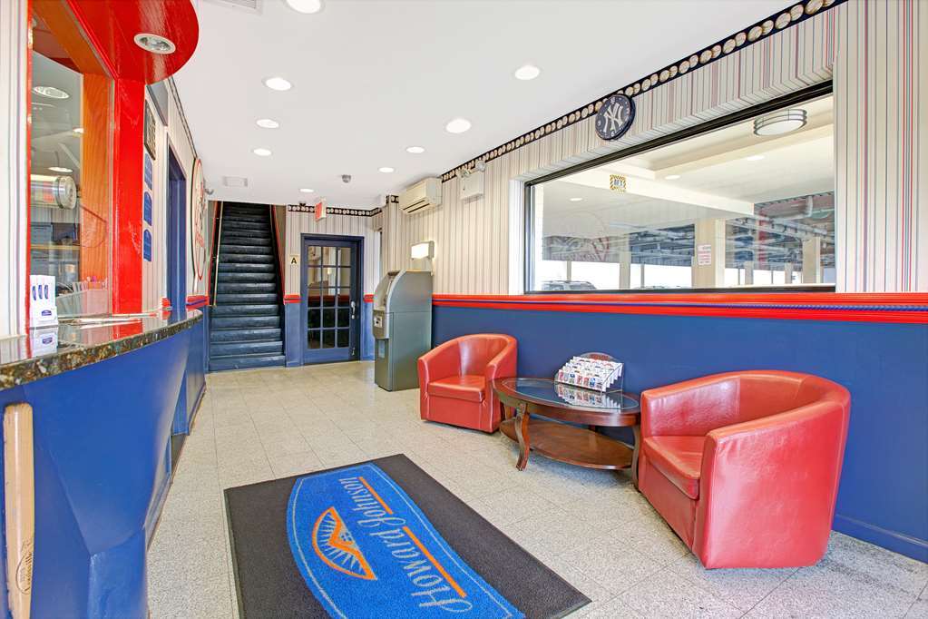 Hotel Yankee Stadium 3*
