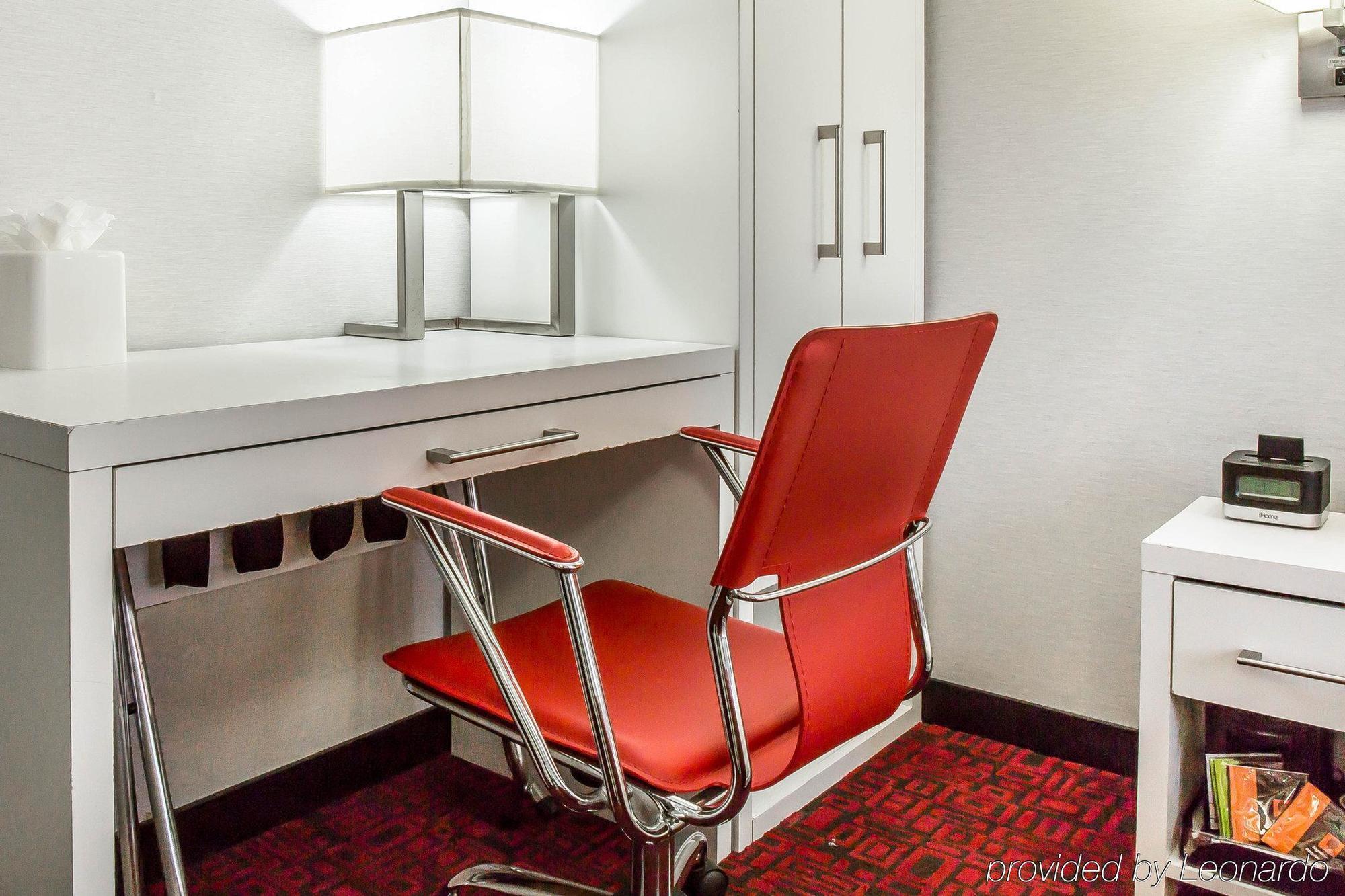 The Moore, City, A Member Of Design Hotel 4*