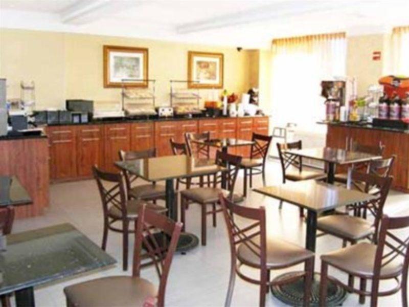 Hotel Ramada By Wyndham Times Square West