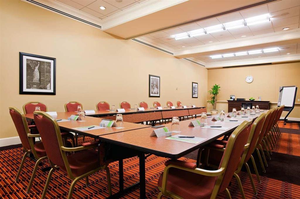 Hilton Times Square Hotel 4*