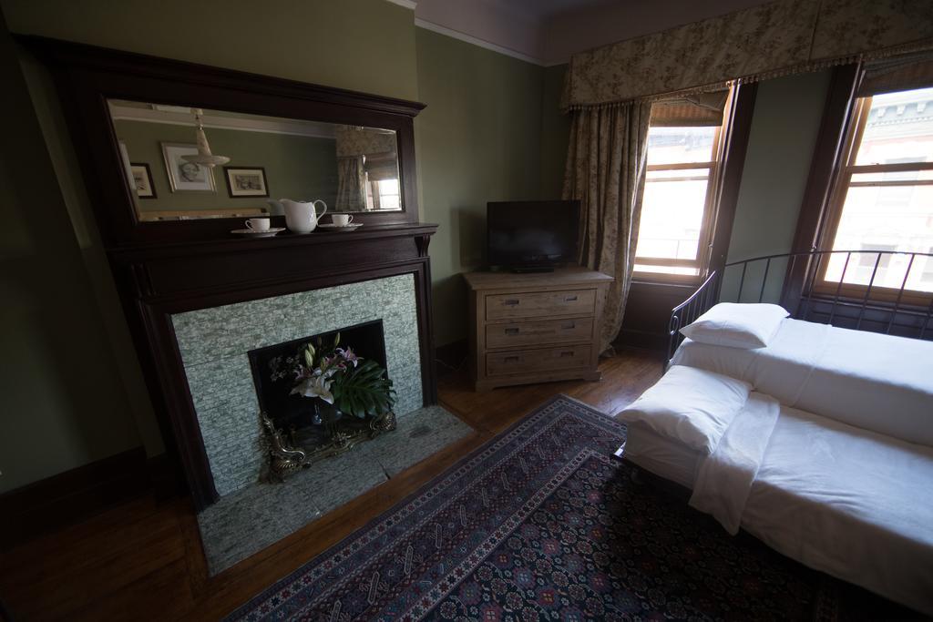 Couette-café Candy Hill Harlem 3*