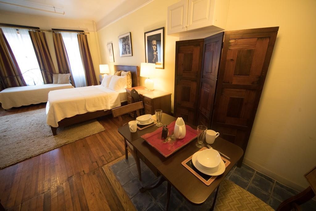 Couette-café Candy Hill Harlem 3*