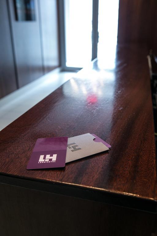 Leon Les Hotel New York