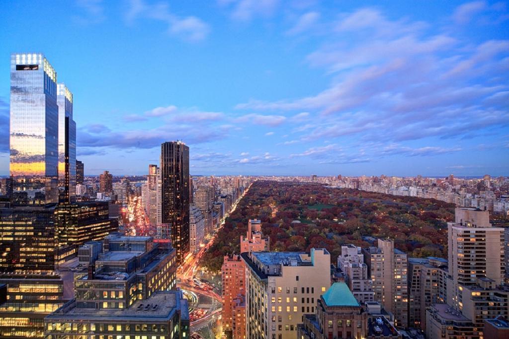 Global Luxury At Symphony House * New York