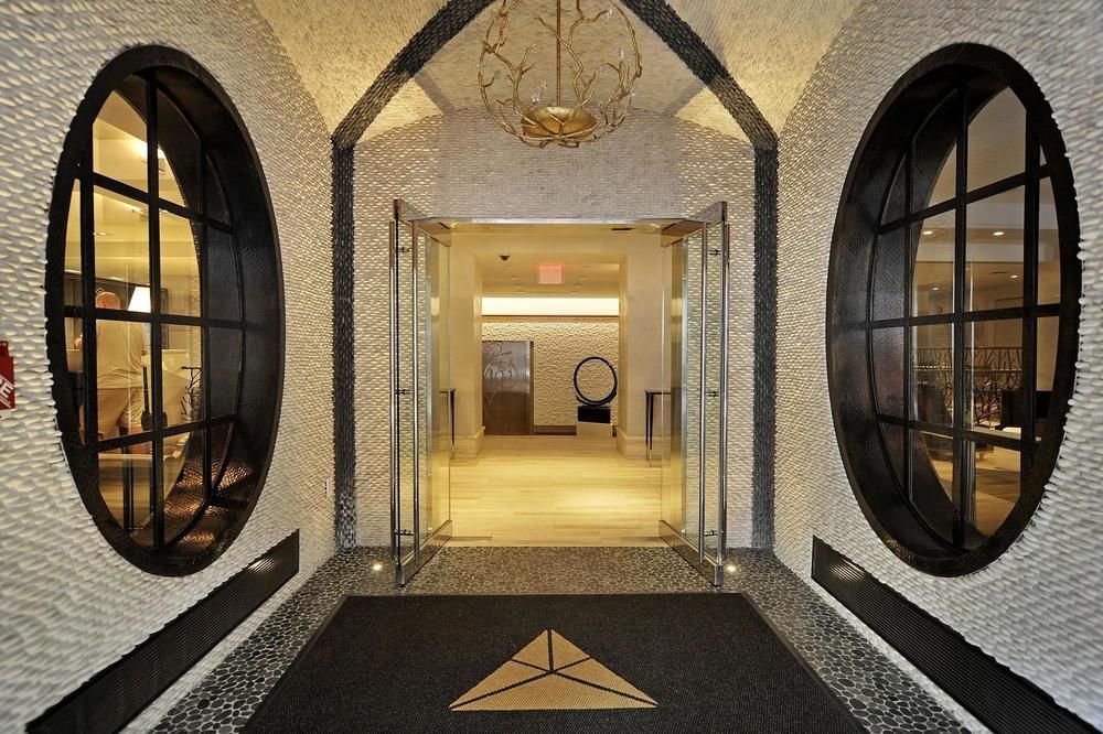 Hotel Lexington Plaza