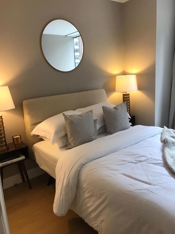 Exquisite 2 Bedroom 2 Baths All Modern And High End Furniture Appartement New York