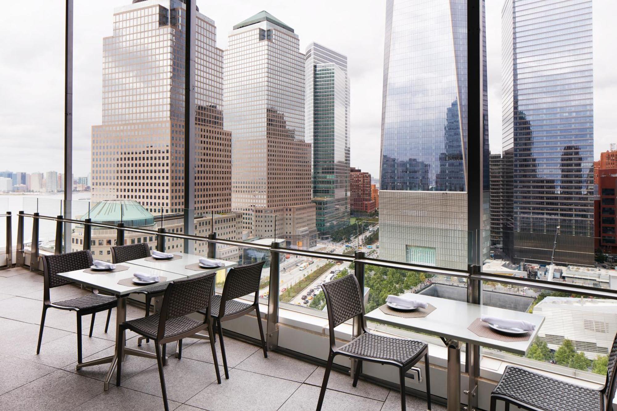 Hotel Club Quarters World Trade Center, 4*