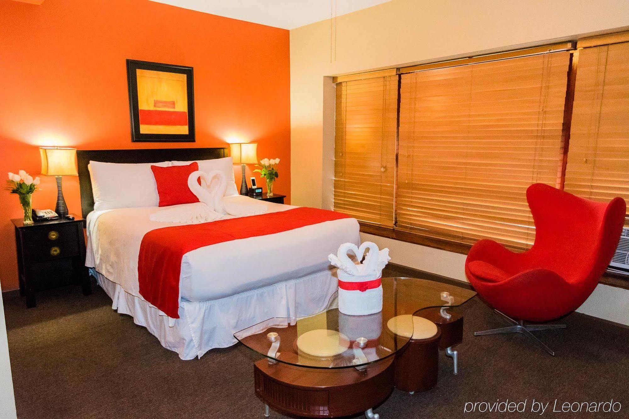 Marrakech On Broadway Hotel 3*