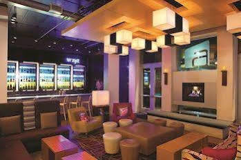 Aloft Manhattan Downtown - Financial District 4* New York