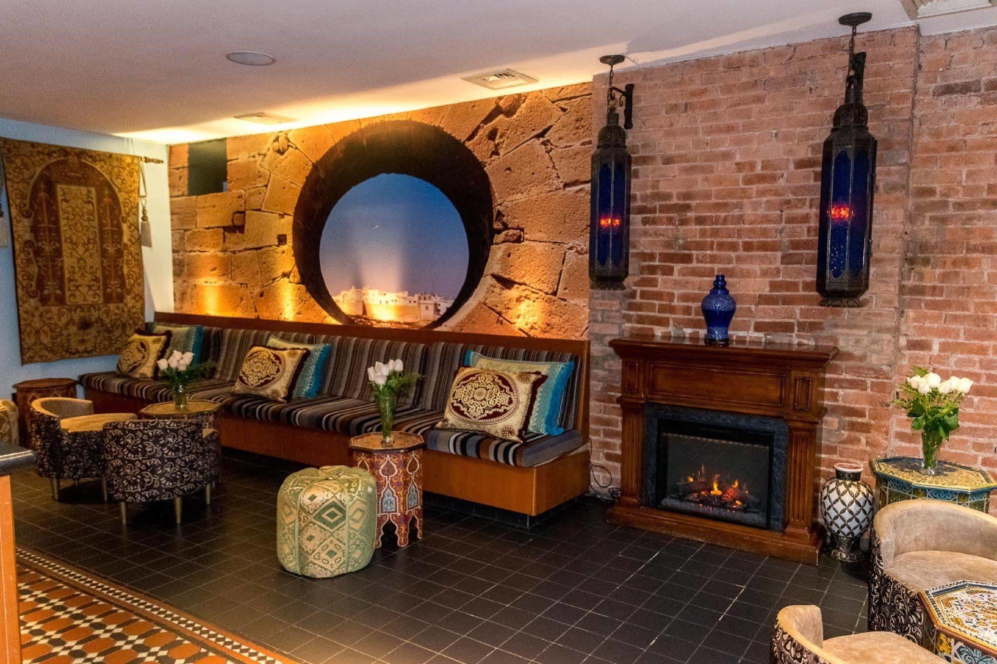 Marrakech On Broadway Hotel 3*