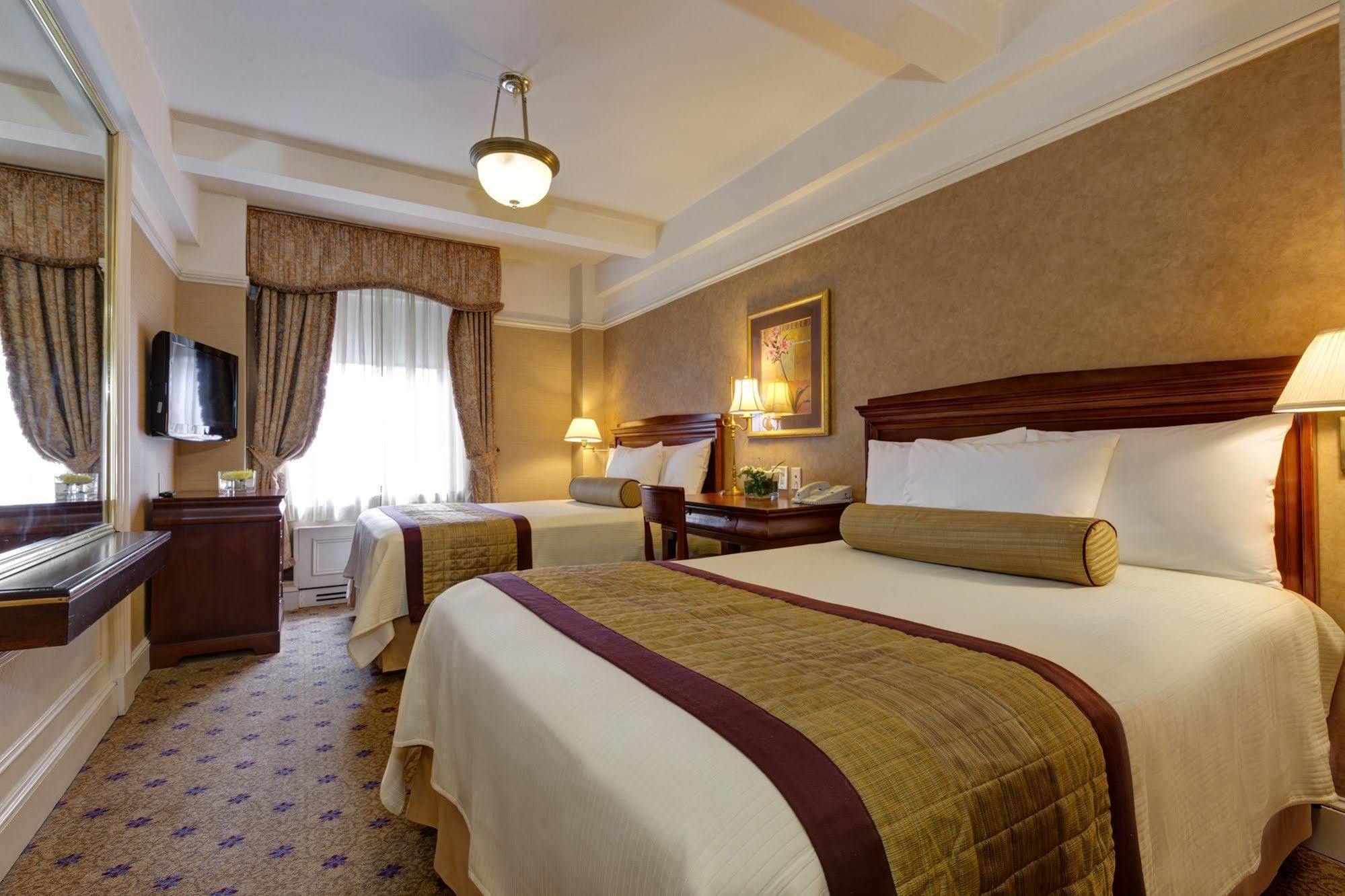 Wellington Hotel 3*