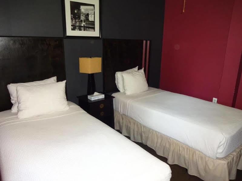 Broadway & Hostel New York