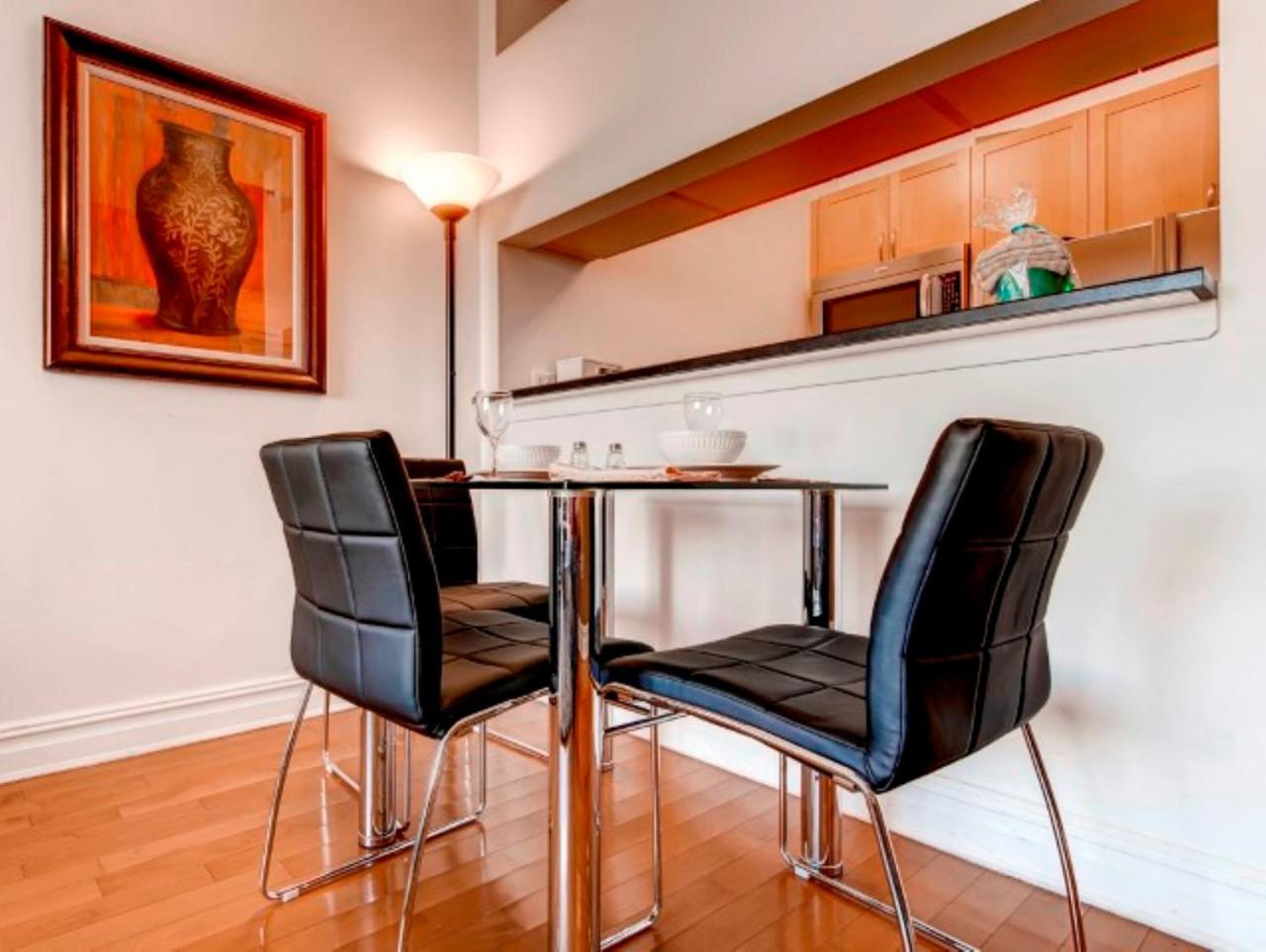 Churchill Living Bridge Tower Place Appartement *