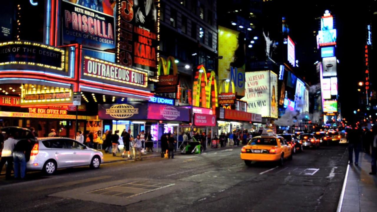 2 Bdr In The Center Of Times Square 42nd St Appartement