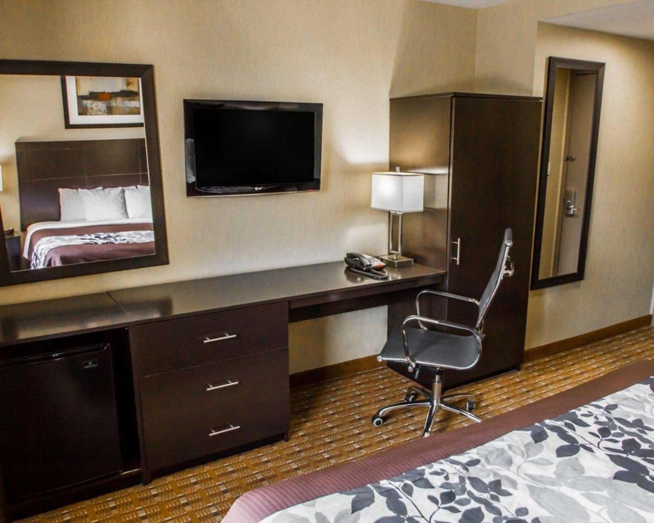 Sleep Brooklyn Downtown 2*