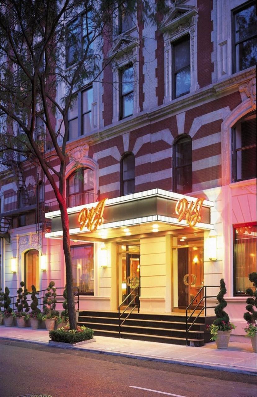 Washington Jefferson At Times Square New York