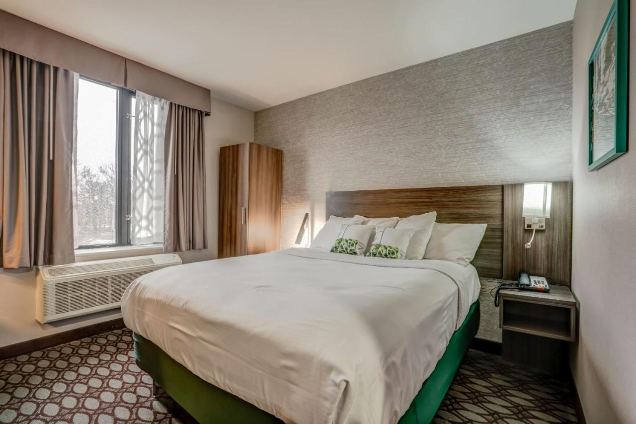 Hotel Letap Near Airtrain Jfk Airport New York