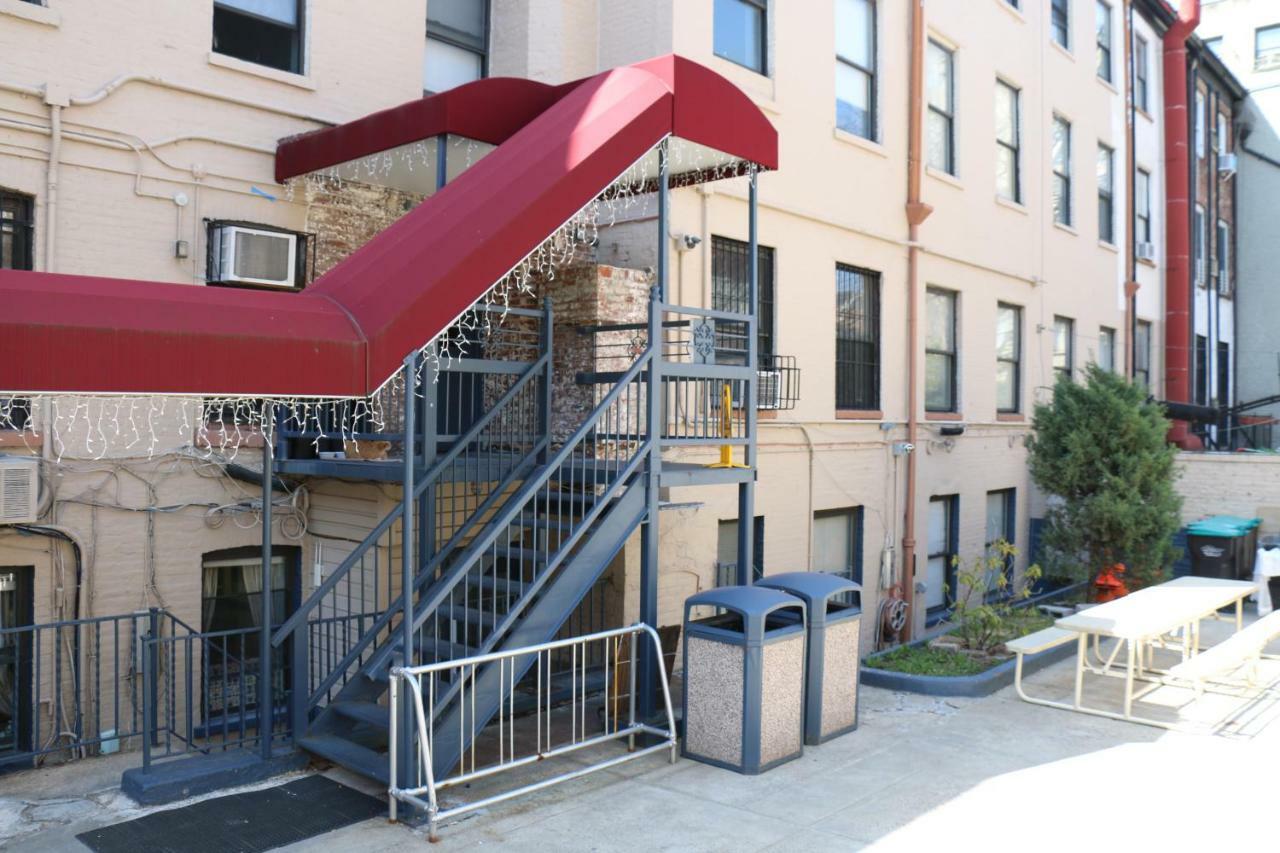 Hostel Chelsea International