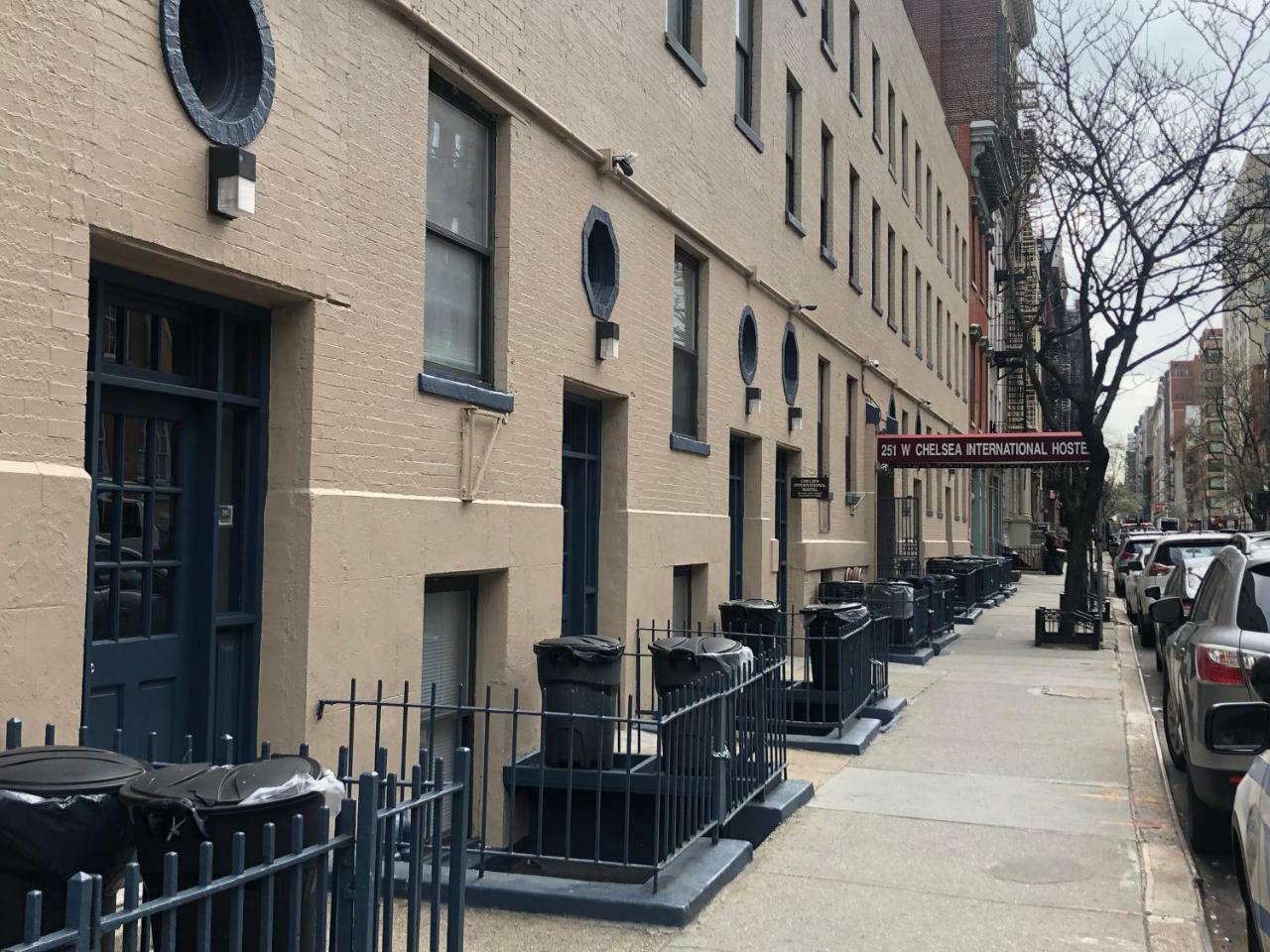 Hostel Chelsea International *