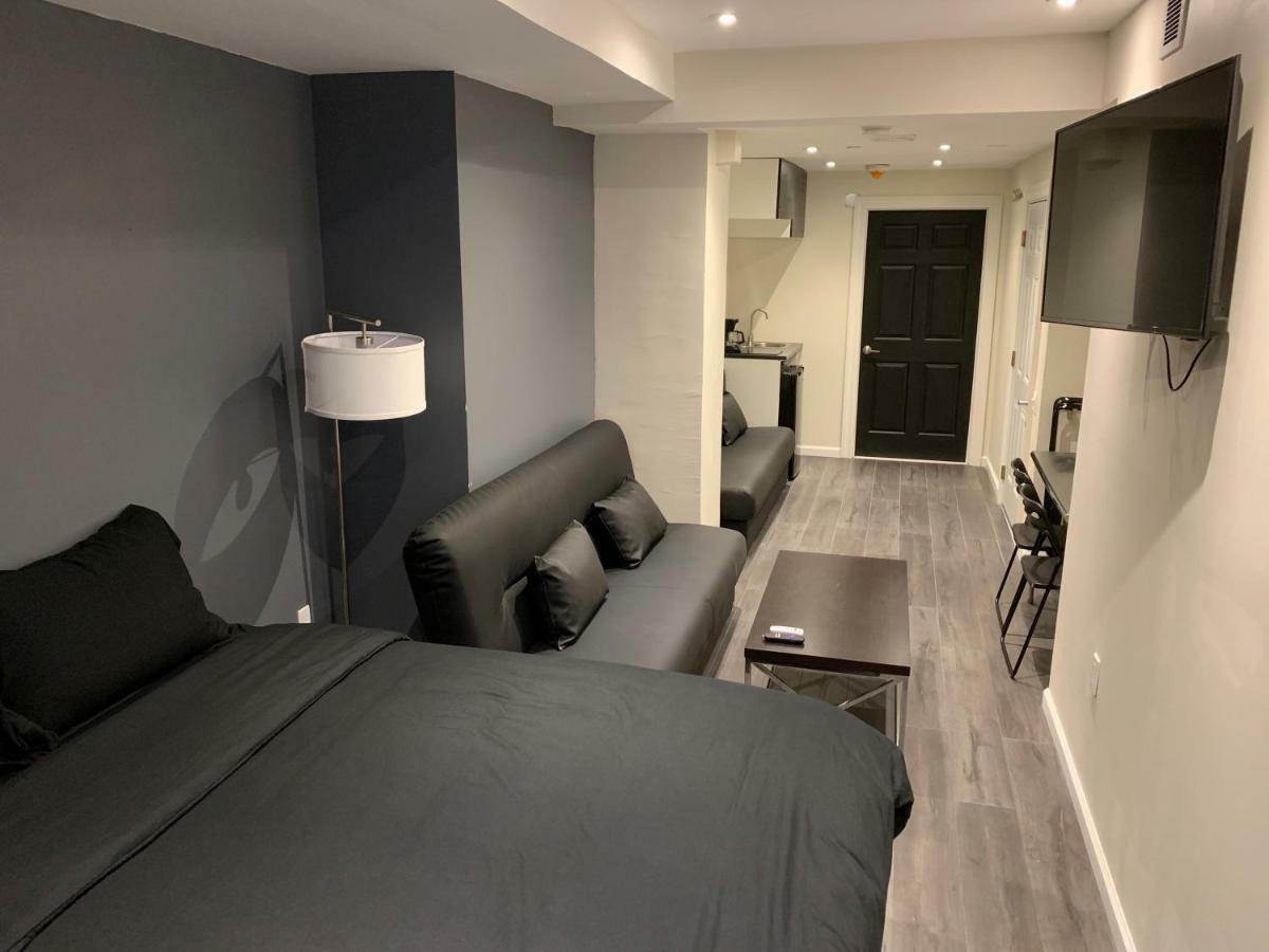 Modern Next To Madison Square Garden * New York
