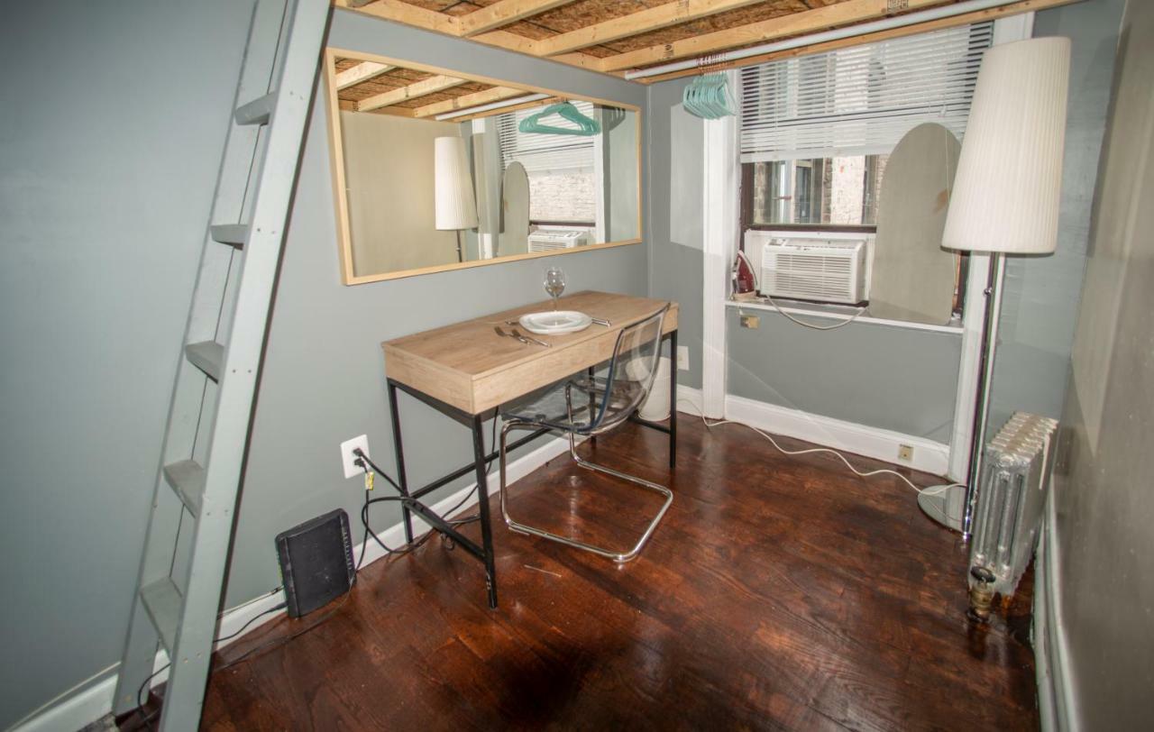 Homestay Private In A Shared 15 Minutes To Times Square! *